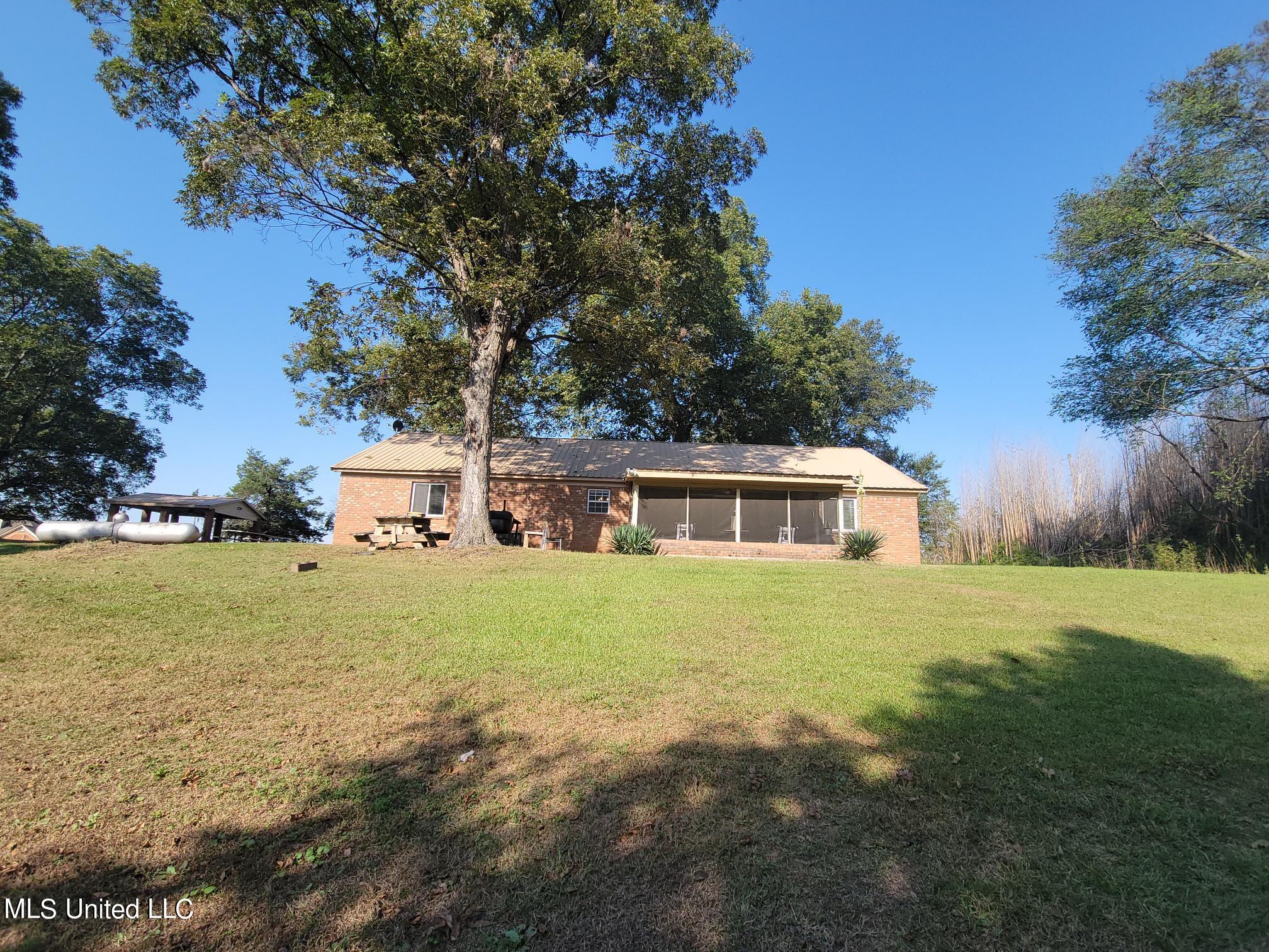 5675 Dubbs Road Dundee, MS 38626 - Photo 37 of 51 Pic 12