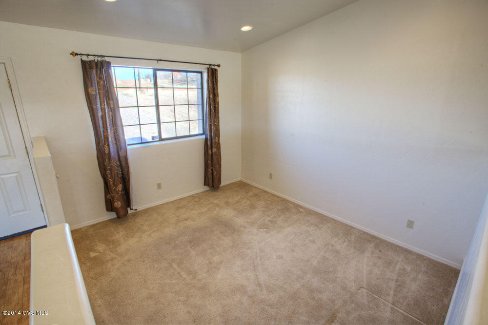 960 Forja Court Rio Rico, AZ 85648 - Photo 5 of 24