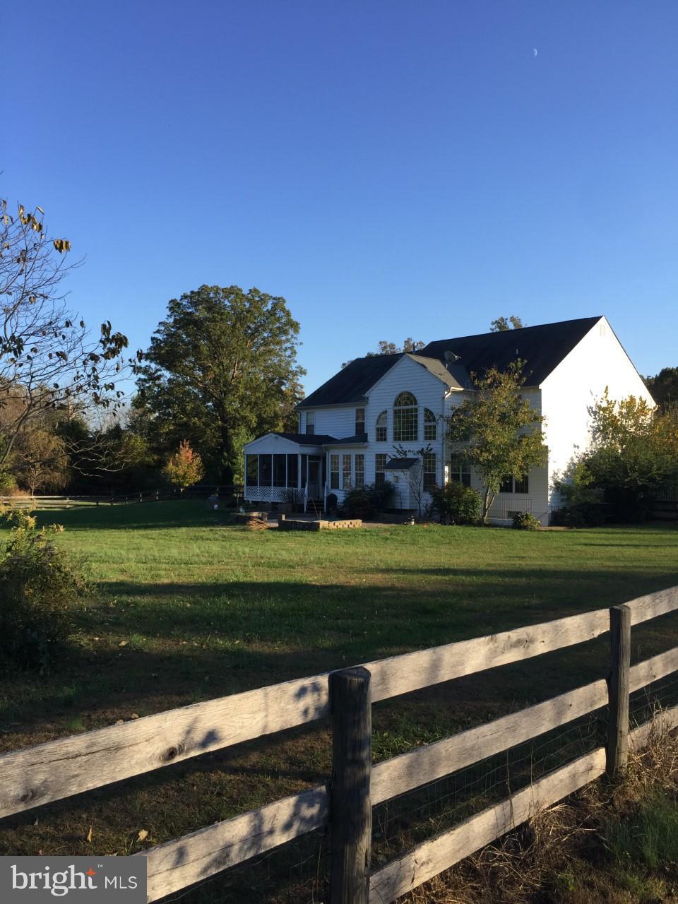 2425 Logmill Road Haymarket, VA 20169 - Photo 26 of 30 Exterior (Rear)