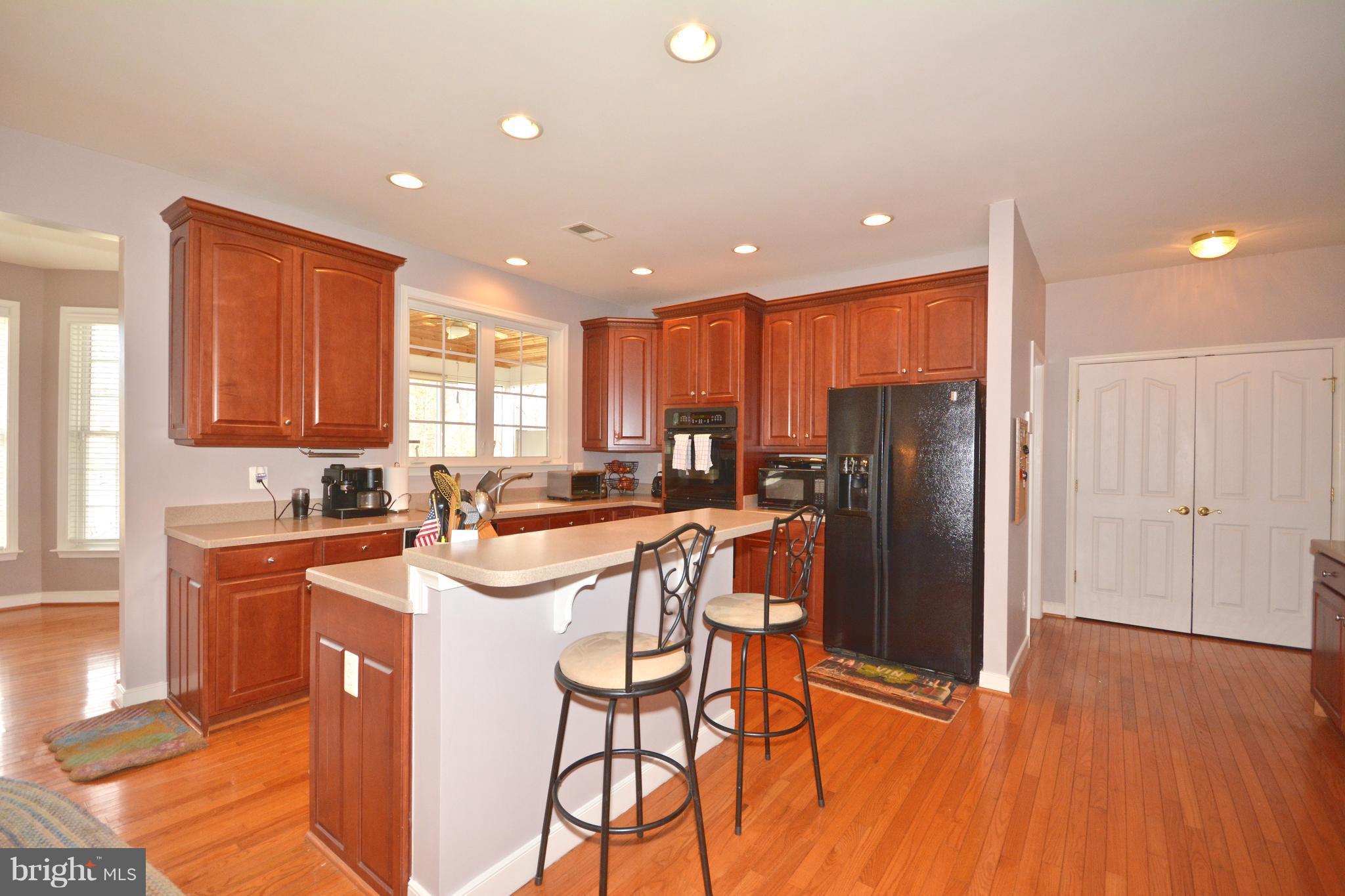 2425 Logmill Road Haymarket, VA 20169 - Photo 10 of 30 Kitchen