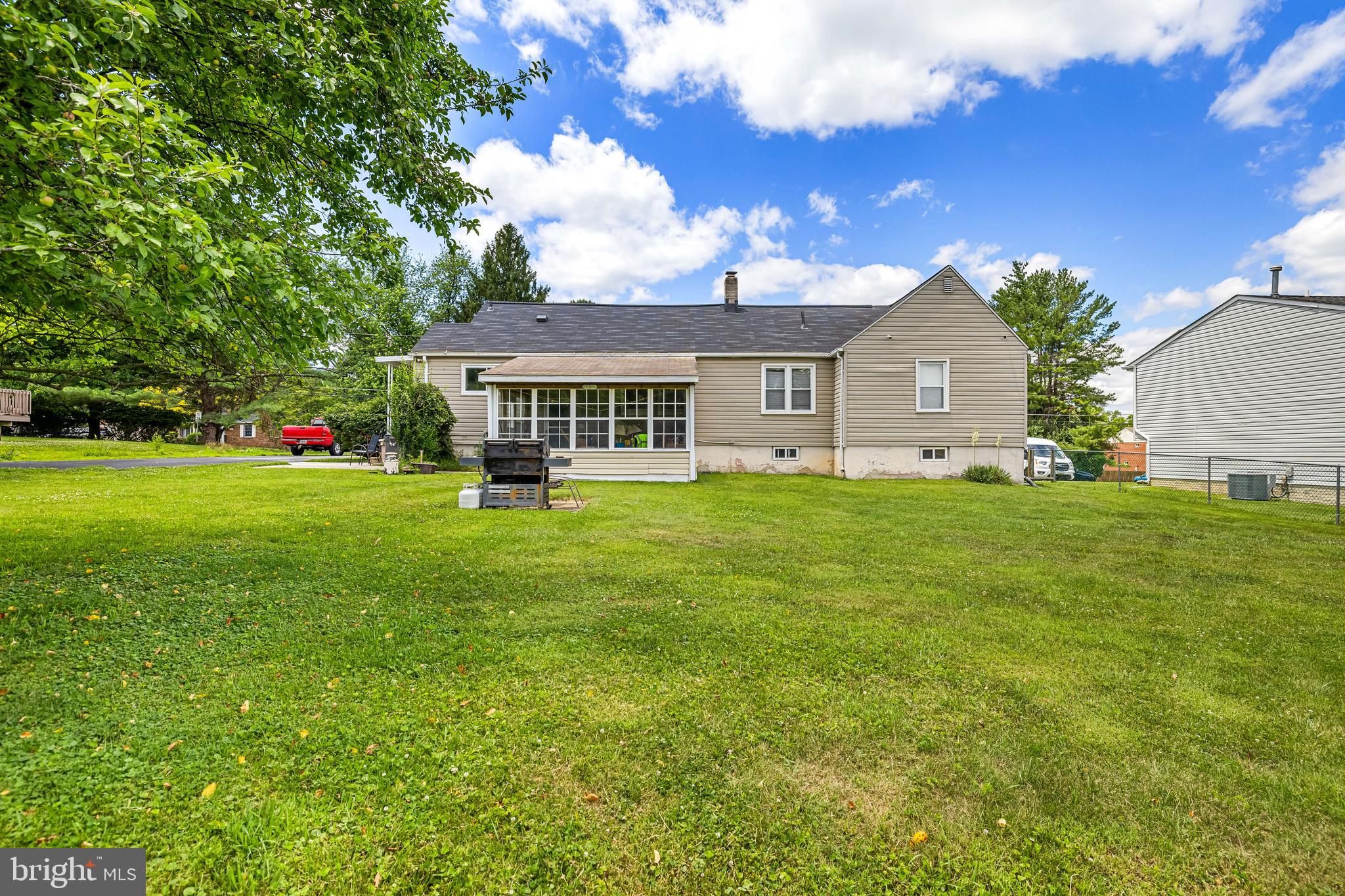 3619 Chapman Road Randallstown, MD 21133 - Photo 8 of 49
