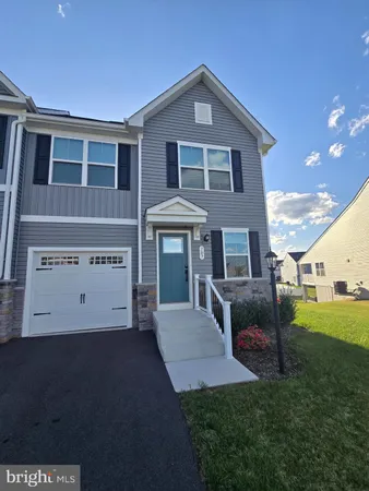 $2,100 | 107 Dunster Street, Martinsburg, WV 25405