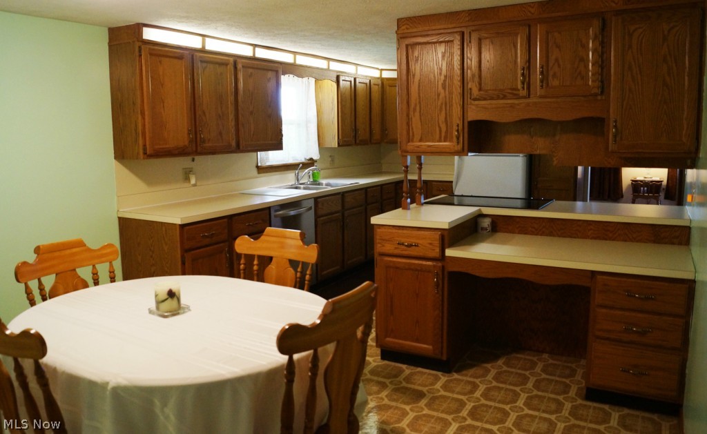 3072 Canton Road Northwest Carrollton, OH 44615 - Photo 3 of 19 Gallery Image 3