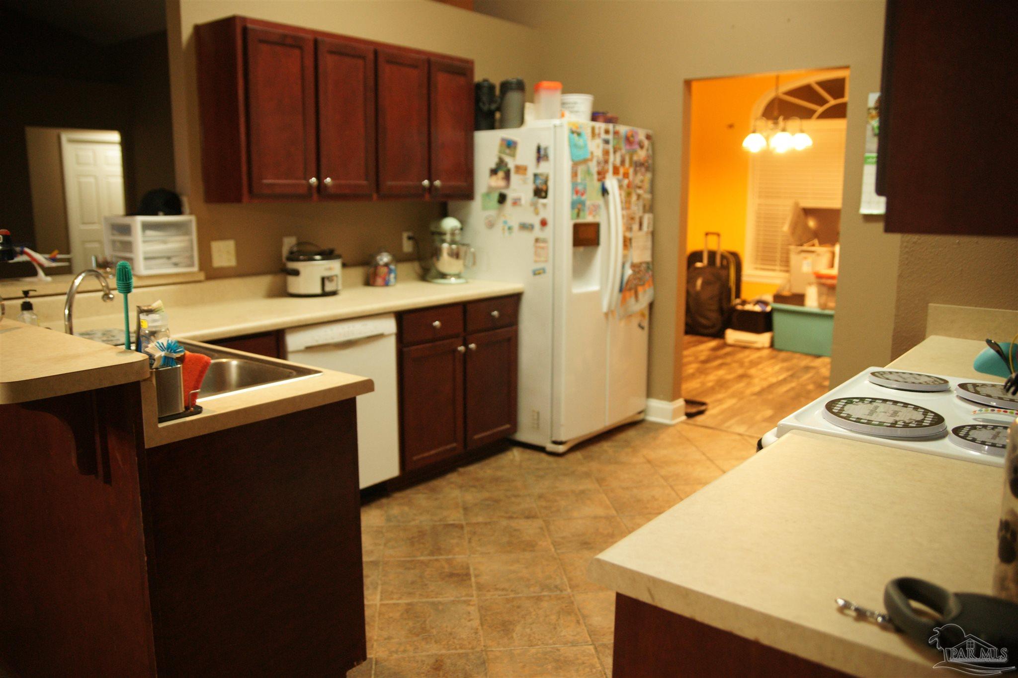 4804 Ribault Lane Milton, FL 32570 - Photo 4 of 9