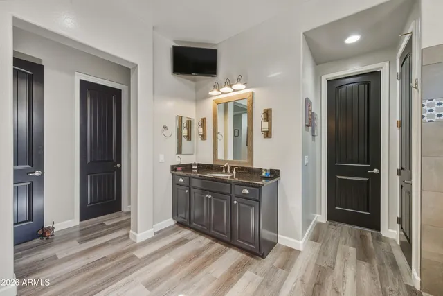 $895,000 | 5047 South Ellesmere Street, Gilbert, AZ 85298