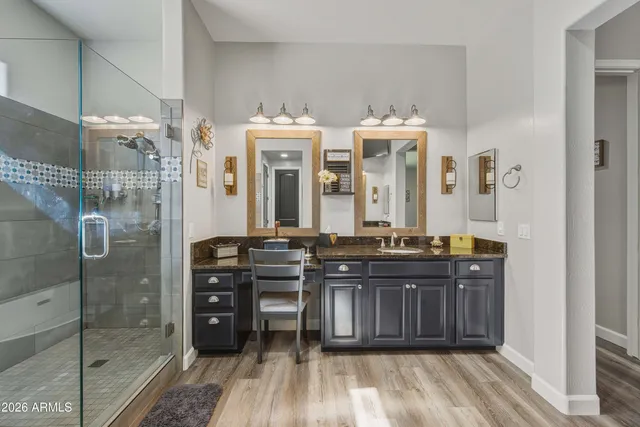 $895,000 | 5047 South Ellesmere Street, Gilbert, AZ 85298