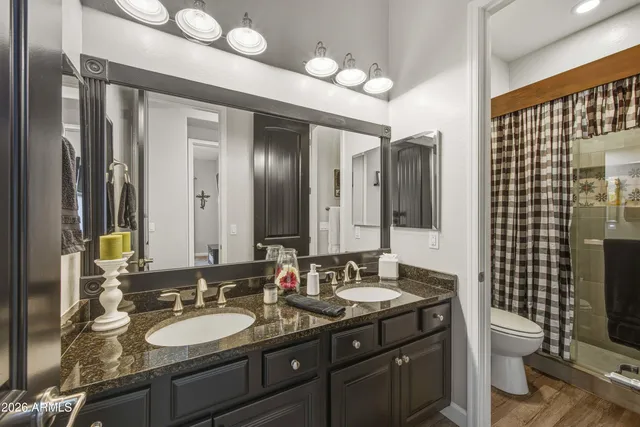 $895,000 | 5047 South Ellesmere Street, Gilbert, AZ 85298