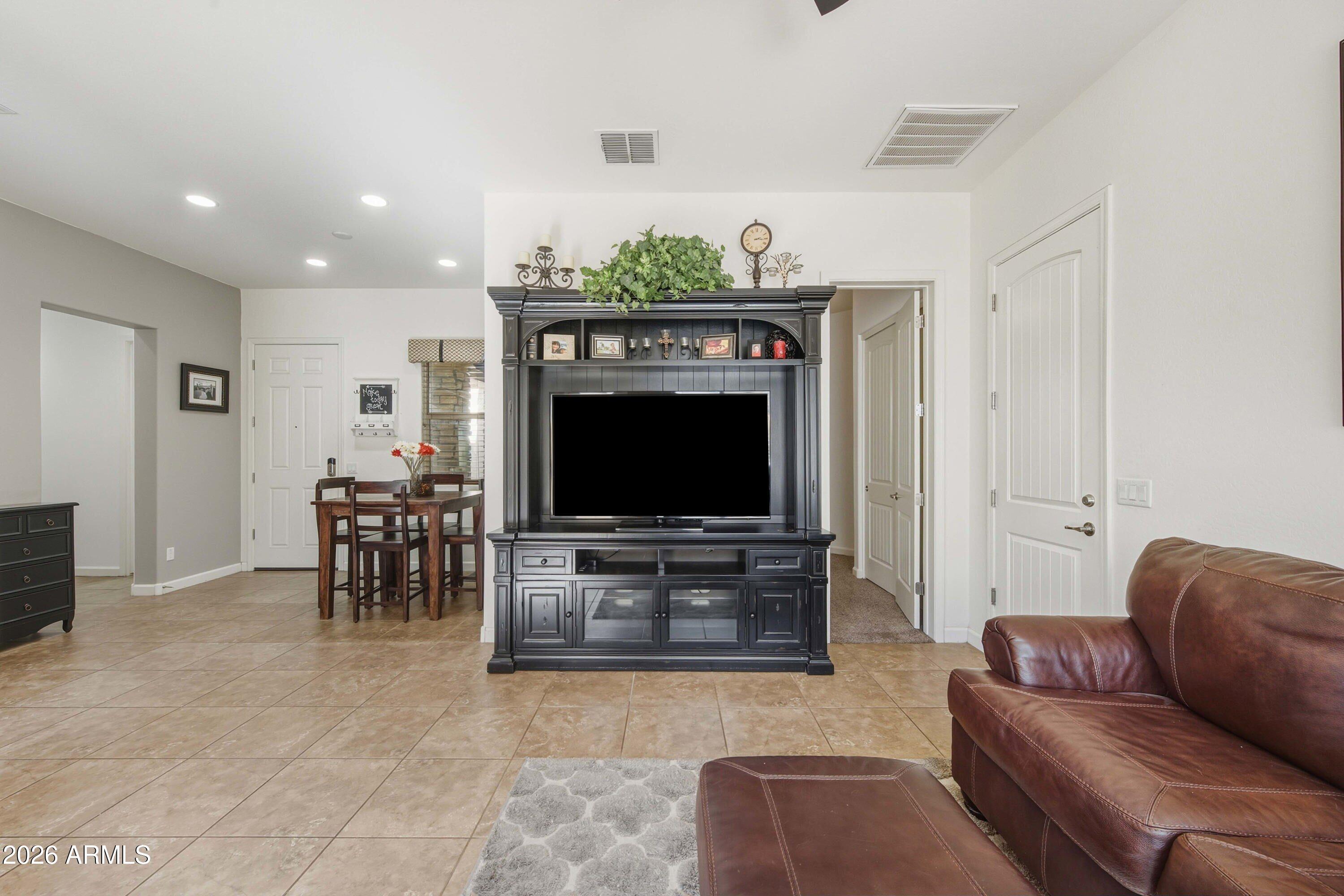 5047 South Ellesmere Street Gilbert, AZ 85298 - Photo 29 of 56 32_009_dsc_7516