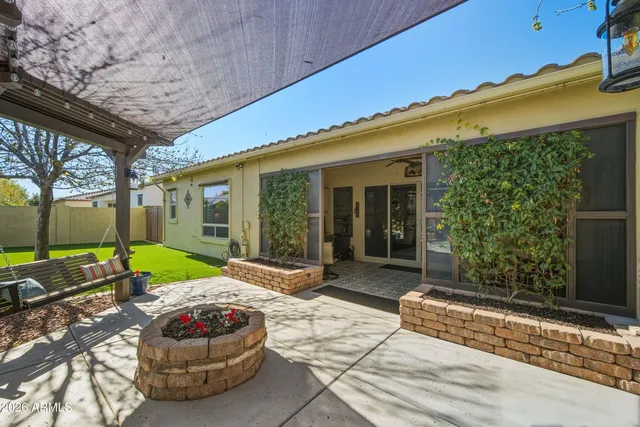 $895,000 | 5047 South Ellesmere Street, Gilbert, AZ 85298