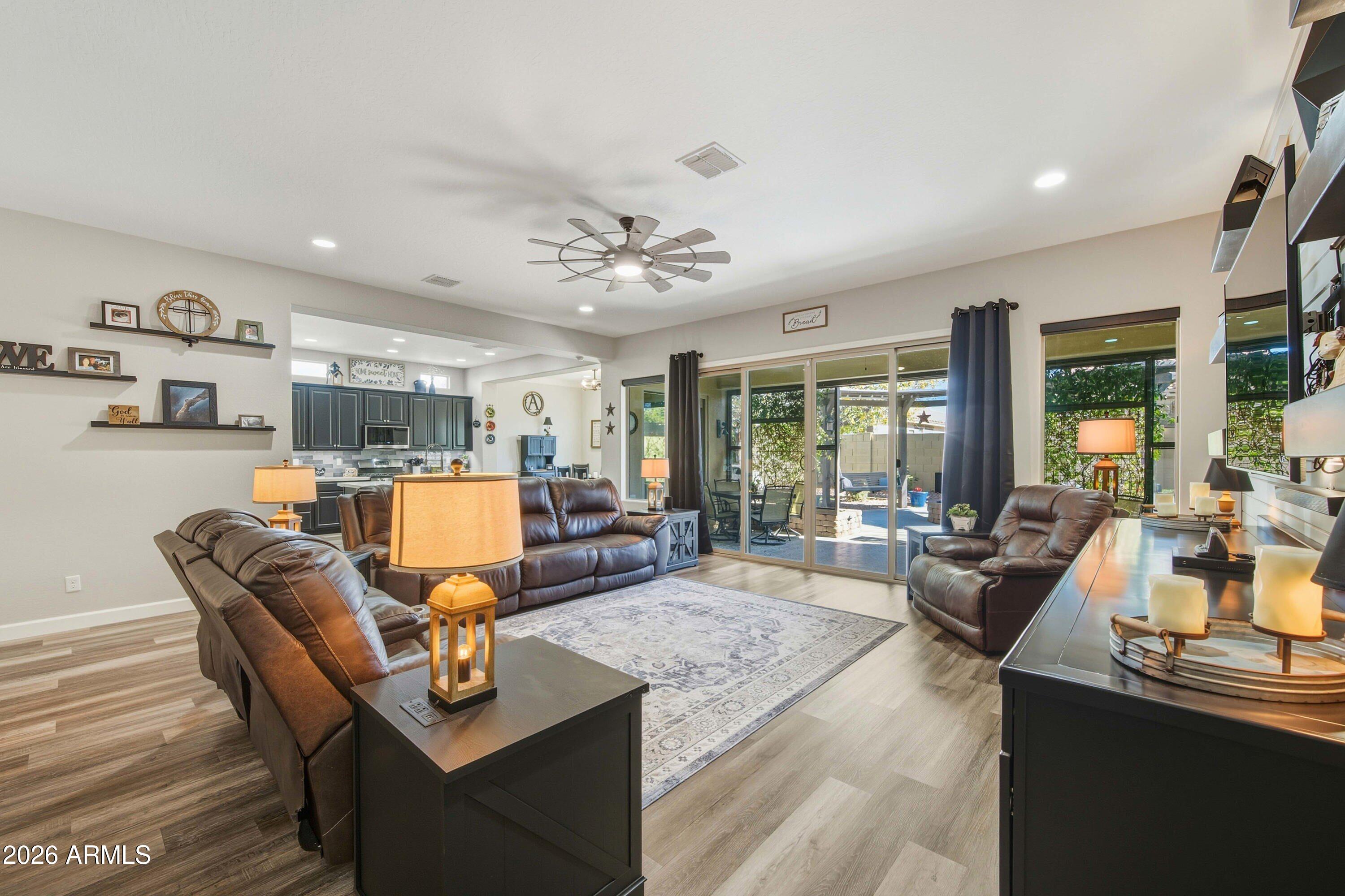 5047 South Ellesmere Street Gilbert, AZ 85298 - Photo 7 of 56 6_006_dsc_7386