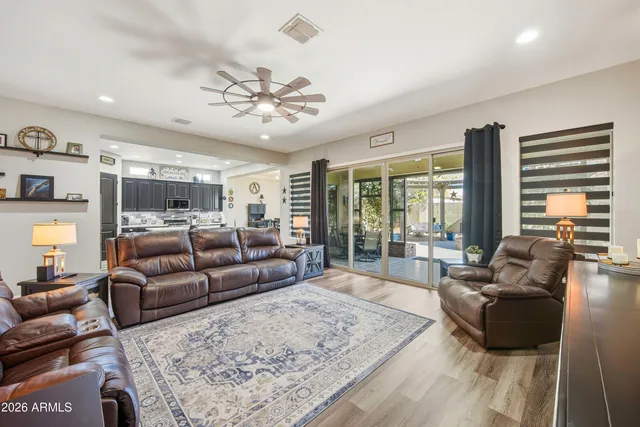 $895,000 | 5047 South Ellesmere Street, Gilbert, AZ 85298