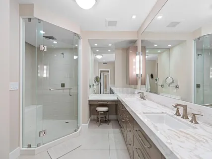 $3,150,000 | 2500 South Ocean Boulevard, Unit 3A3, Palm Beach, FL 33480
