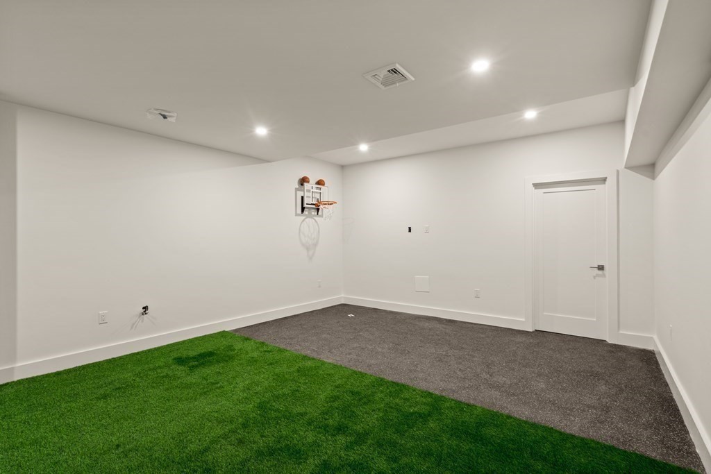 128 Chestnut Street Newton, MA 02465 - Photo 42 of 42 Gallery Image 42