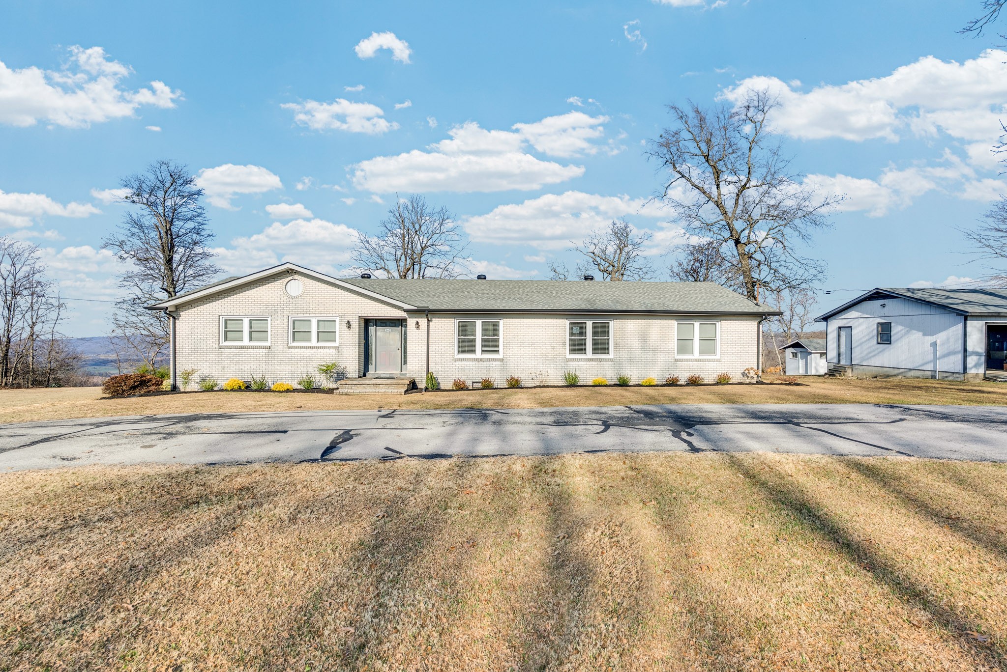 362 Vandy Circle Sparta, TN 38583 - Photo 2 of 42