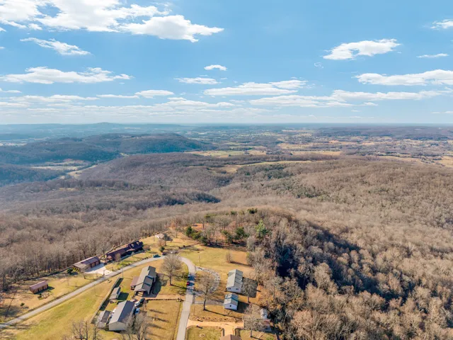 $399,900 | 362 Vandy Circle, Sparta, TN 38583