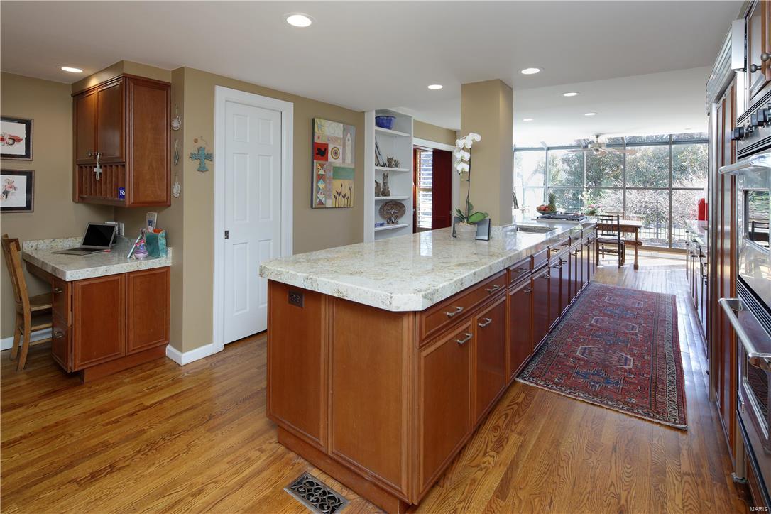 59 Briarcliff Ladue, MO 63124 - Photo 6 of 26