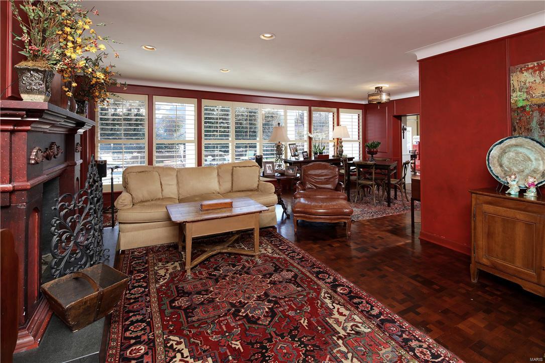 59 Briarcliff Ladue, MO 63124 - Photo 9 of 26