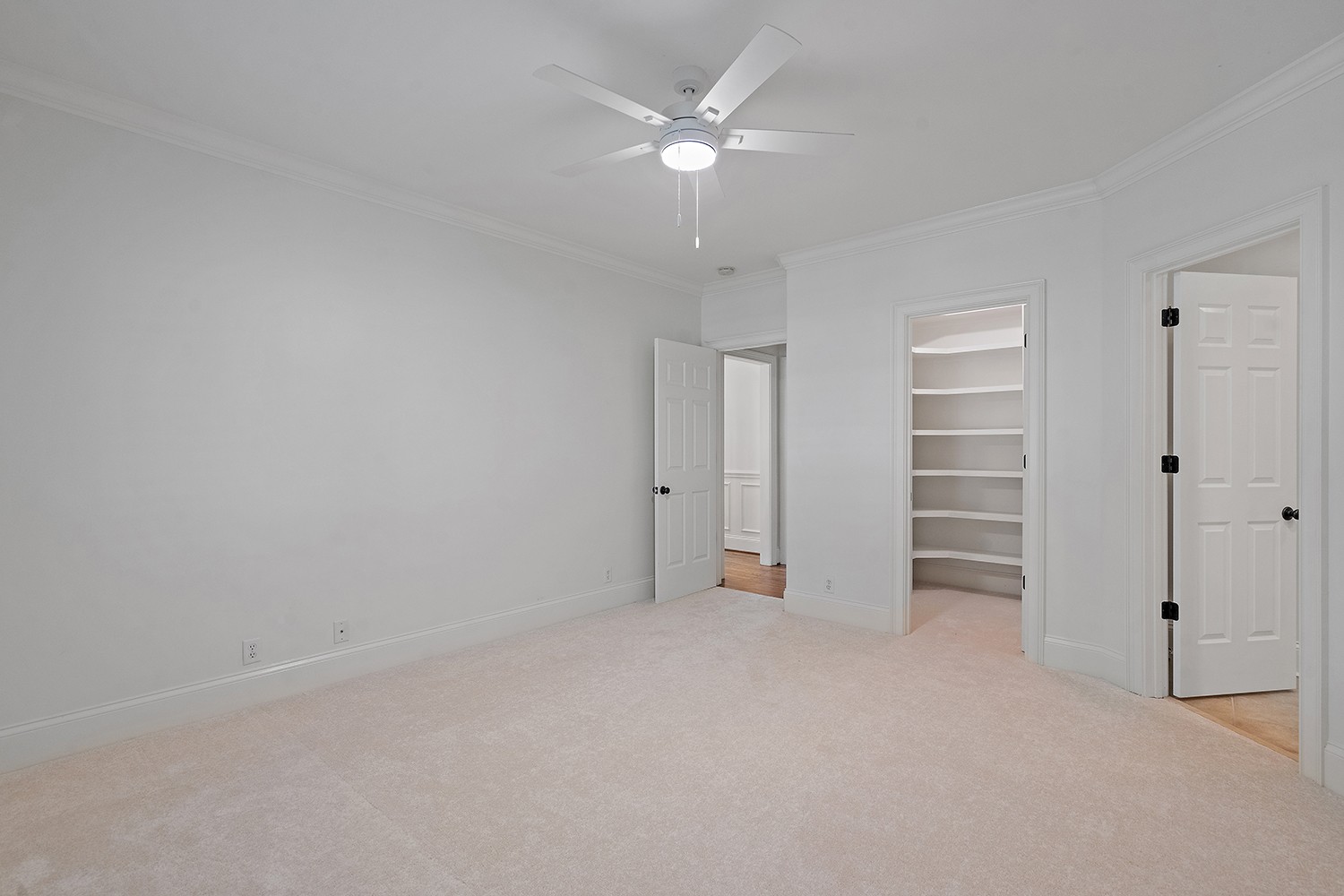 6231 Bresslyn Road Nashville, TN 37205 - Photo 33 of 59 New carpets throughout upstairs