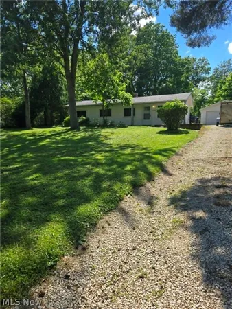 $2,300 | 2004 Byron Drive, Brunswick, OH 44212
