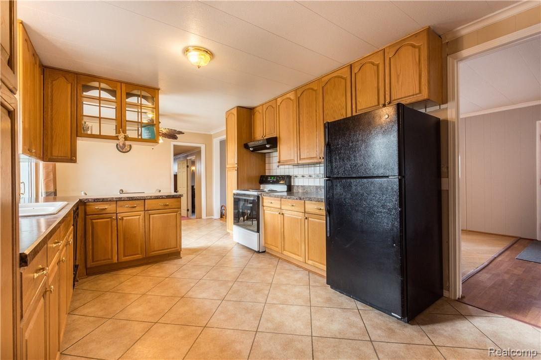 2412 Durham Road Utica, MI 48317 - Photo 8 of 25 2412 Durham-9.jpg