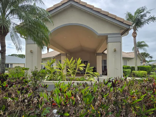 $1,950 | 4234 Southeast Home Way, Port St. Lucie, FL 34952