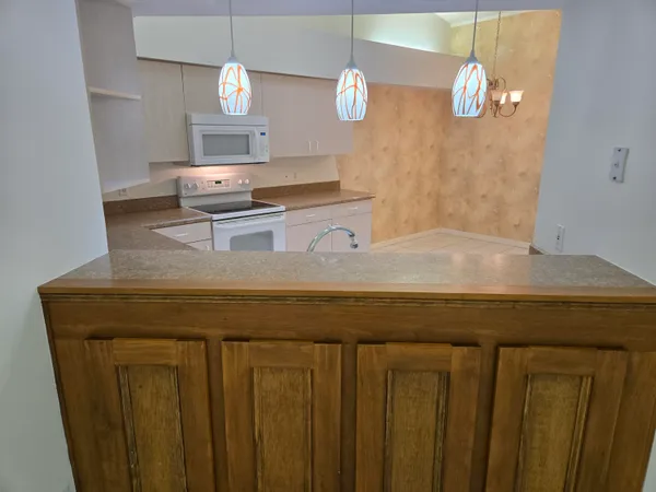 $1,950 | 4234 Southeast Home Way, Port St. Lucie, FL 34952