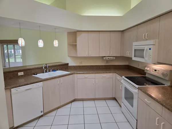 $1,950 | 4234 Southeast Home Way, Port St. Lucie, FL 34952