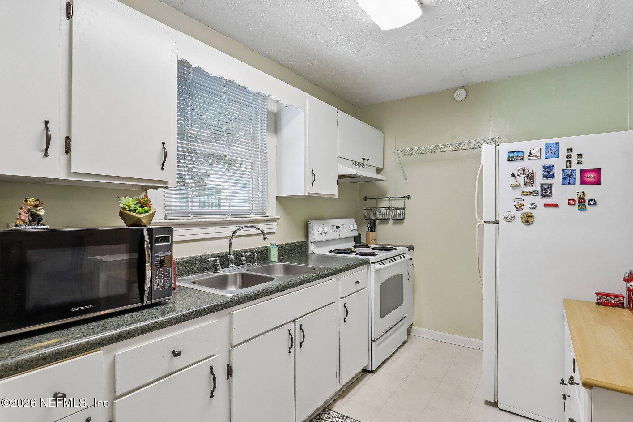 4833 Post Street Jacksonville, FL 32205 - Photo 12 of 28 12-web-or-mls-Post St-S0506-012
