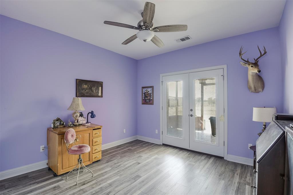 401 Carter Road Italy, TX 76651 - Photo 19 of 28 Gallery Image 19