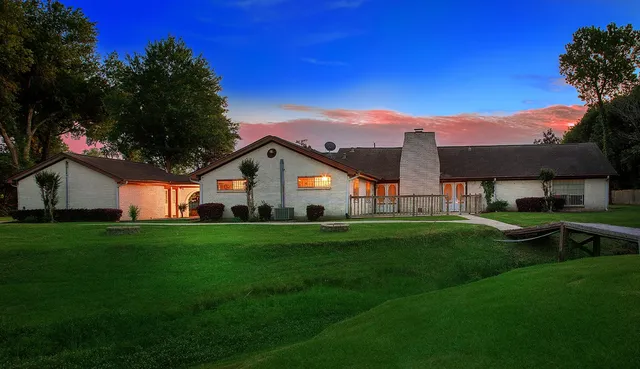 $1,095,000 | 23218 Aldine Westfield Road, Spring, TX 77373