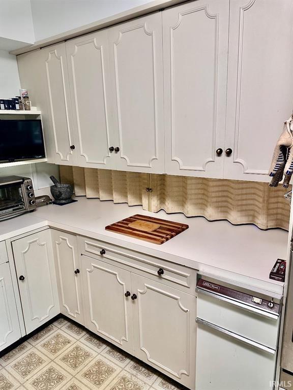 222 South Stradling Road Muncie, IN 47304 - Photo 17 of 36 Gallery Image 17