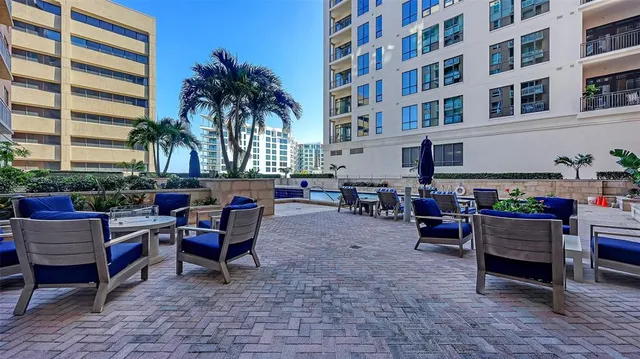 $9,500 | 1350 Main Street, Unit 1007, Sarasota, FL 34236