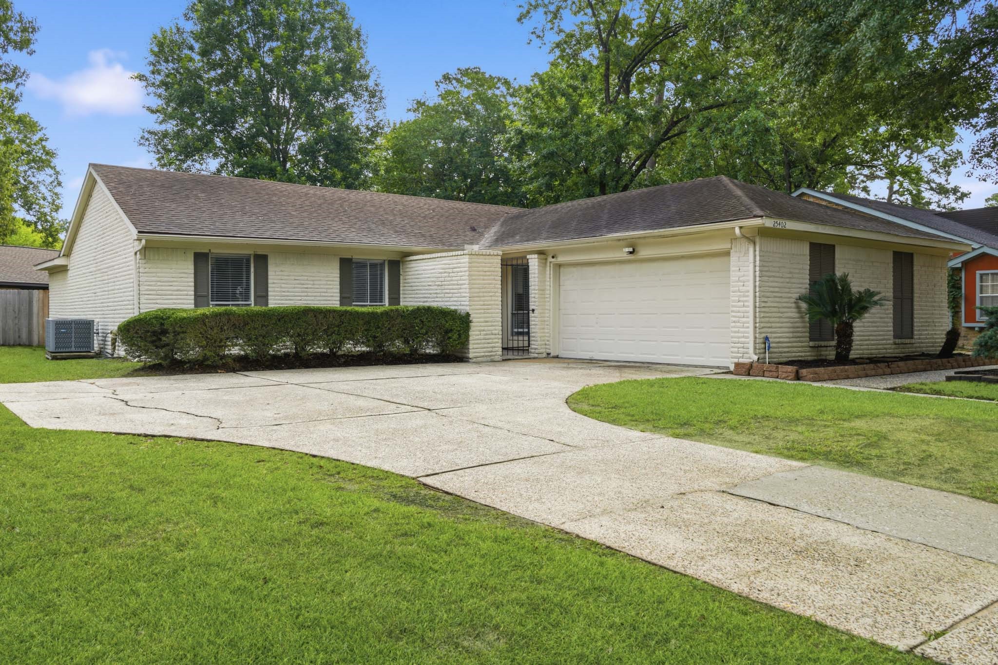 25402 Pepper Ridge Lane Spring, TX 77373 - Photo 1 of 34 Front Elevation