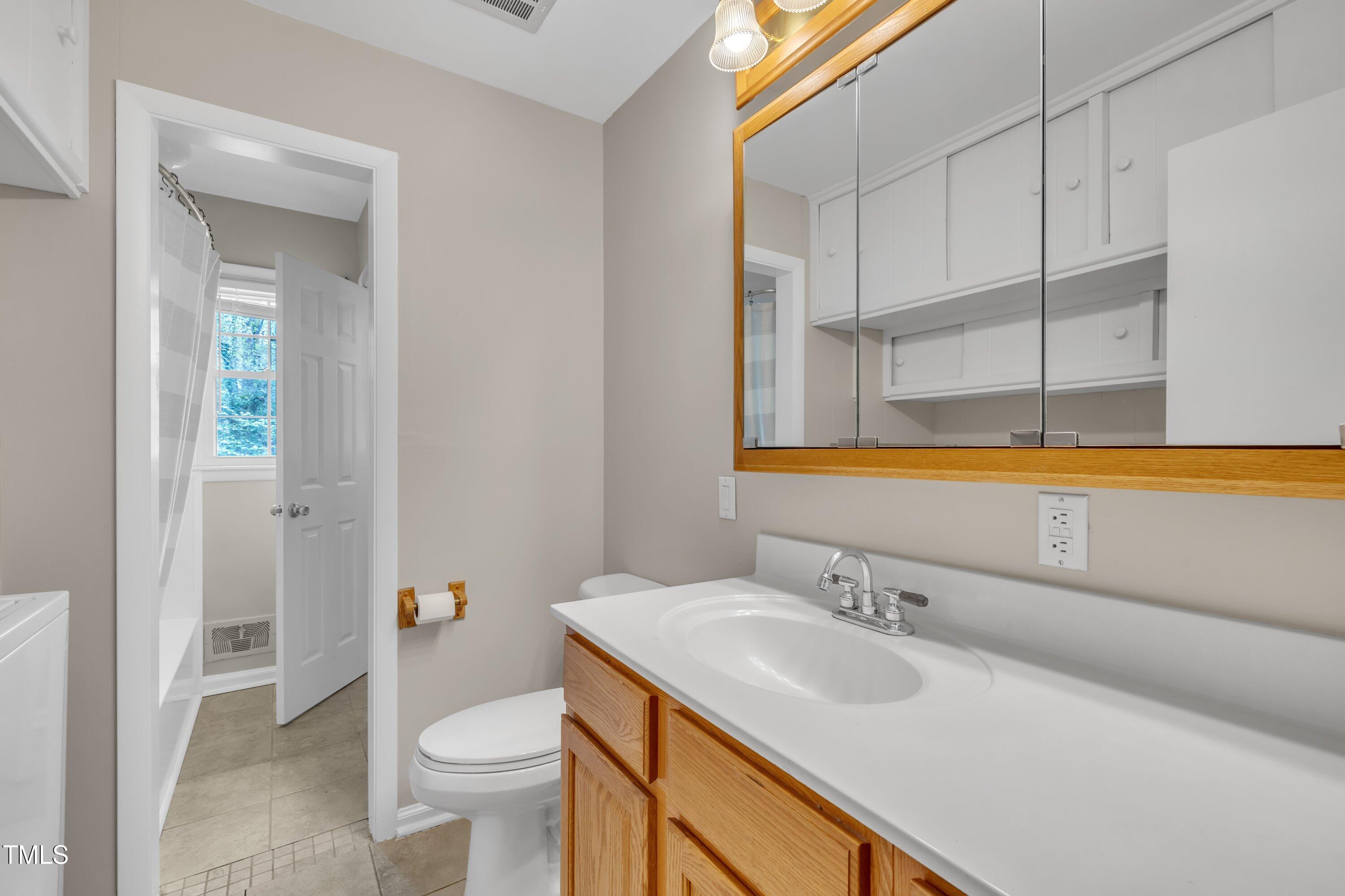407 West Cornwall Road Cary, NC 27511 - Photo 15 of 34 21-407 W Cornwall Rd-15