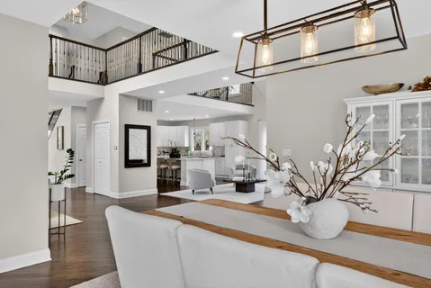 $799,500 | 332 East Central Road, Arlington Heights, IL 60005