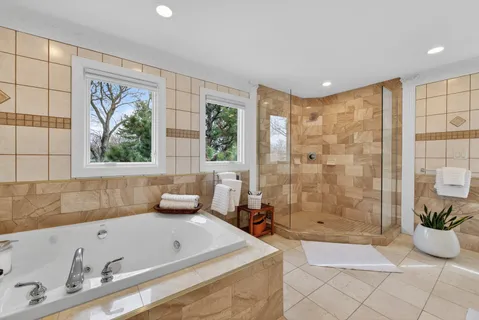 $799,500 | 332 East Central Road, Arlington Heights, IL 60005