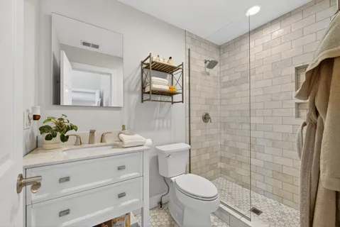 $799,500 | 332 East Central Road, Arlington Heights, IL 60005