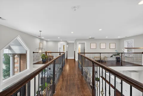 $799,500 | 332 East Central Road, Arlington Heights, IL 60005