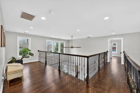 $799,500 | 332 East Central Road, Arlington Heights, IL 60005