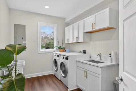 $799,500 | 332 East Central Road, Arlington Heights, IL 60005