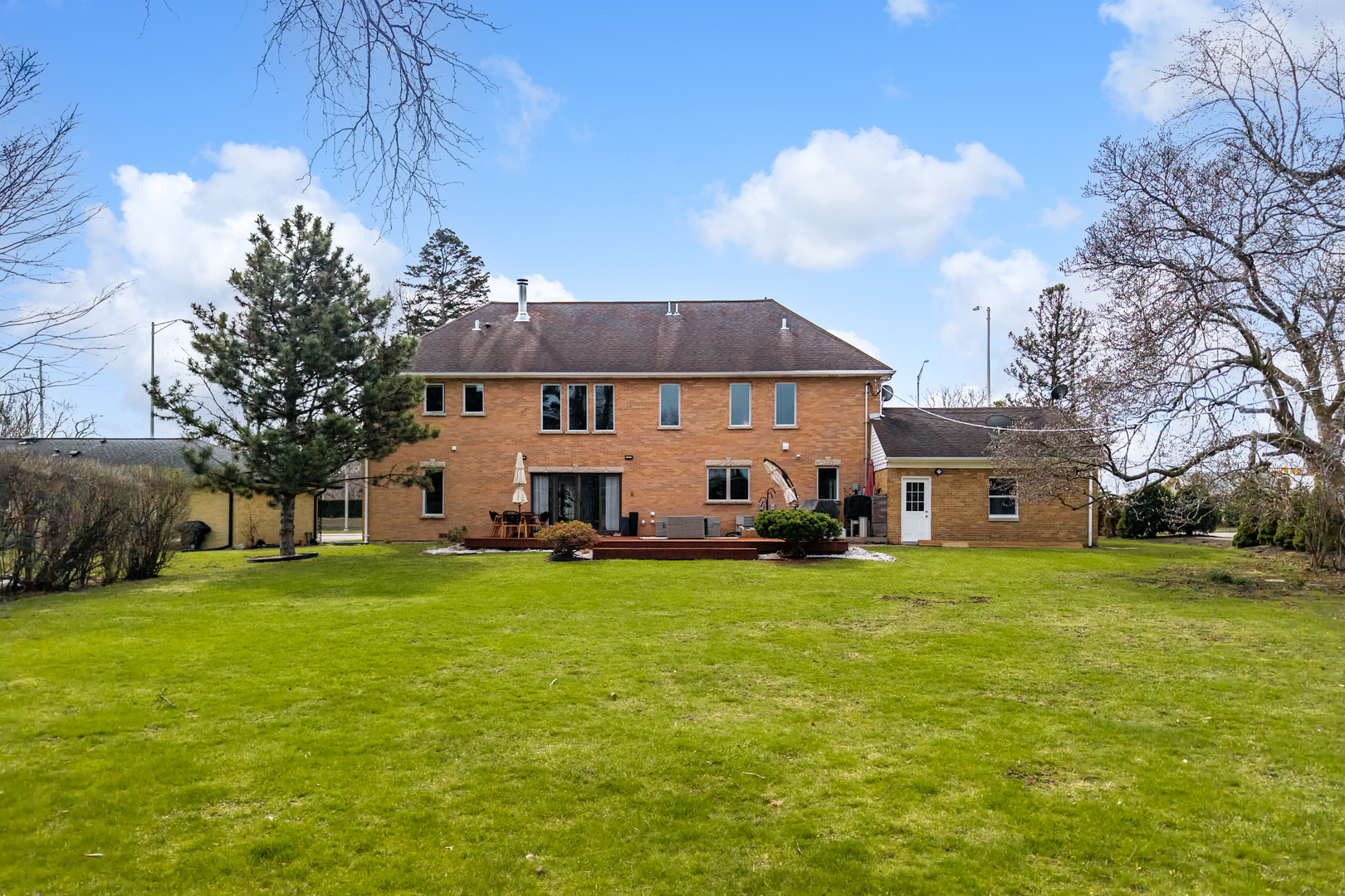 332 East Central Road Arlington Heights, IL 60005 - Photo 41 of 45