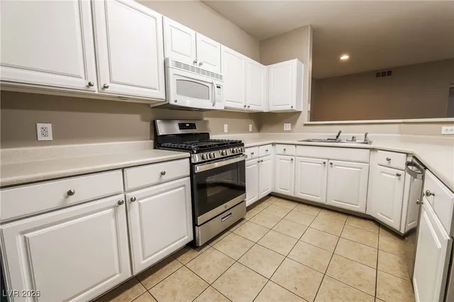 $1,725 | 9000 South Las Vegas Boulevard, Unit 1252, Las Vegas, NV 89123