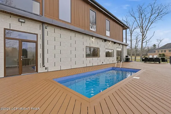 $1,250,000 | 130 Laurelbrook Drive, Wilkes Barre, PA 18702