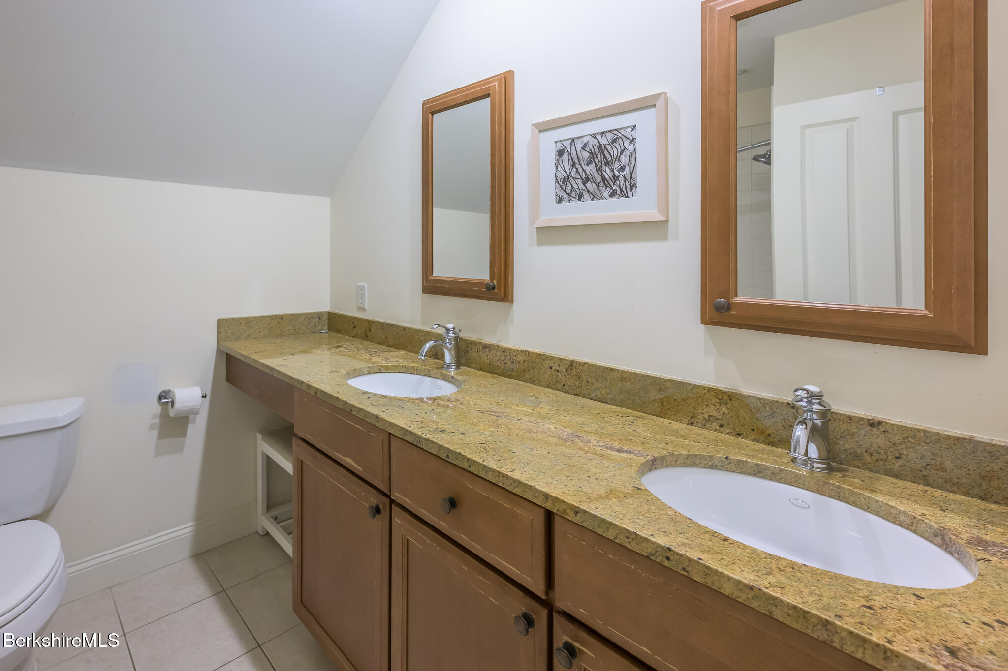 5 Stoneledge Road Lenox, MA 01240 - Photo 38 of 48 Full bath