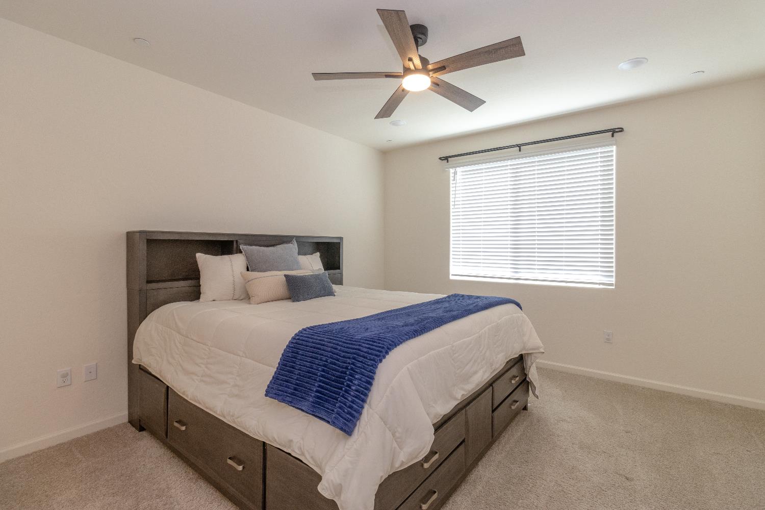 1158 Encore Way West Madera, CA 93636 - Photo 27 of 45