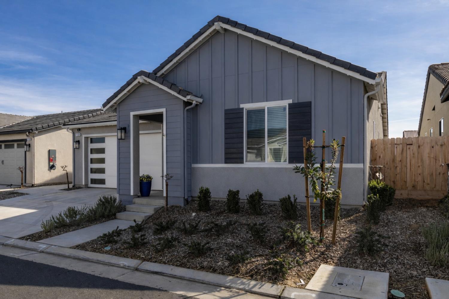 1158 Encore Way West Madera, CA 93636 - Photo 3 of 45