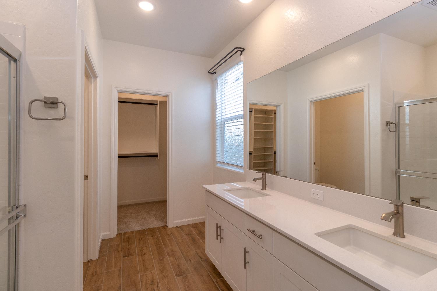 1158 Encore Way West Madera, CA 93636 - Photo 32 of 45