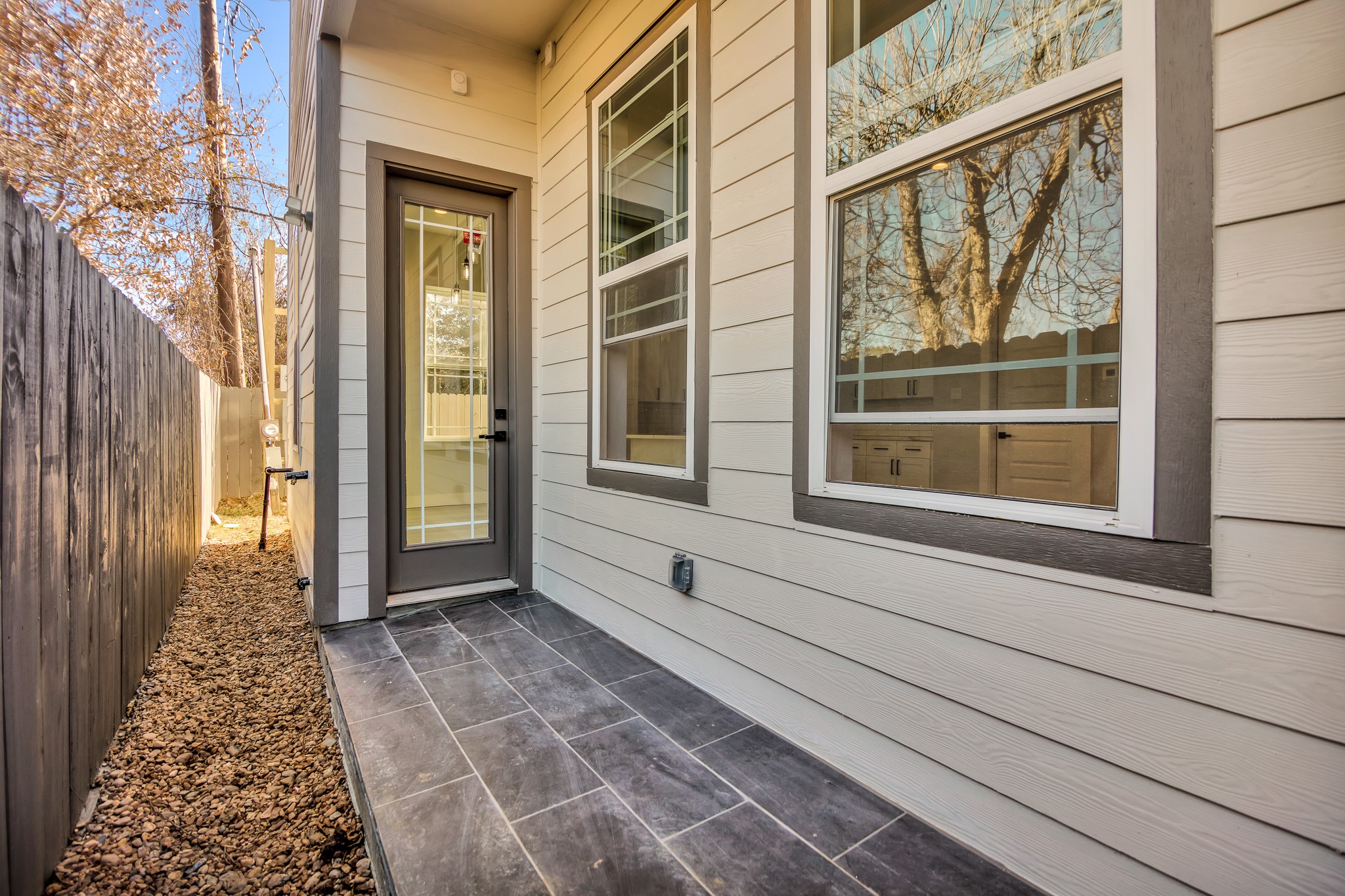 4924 Winnetka Street, Unit A Houston, TX 77021 - Photo 24 of 26 a view of front door of house