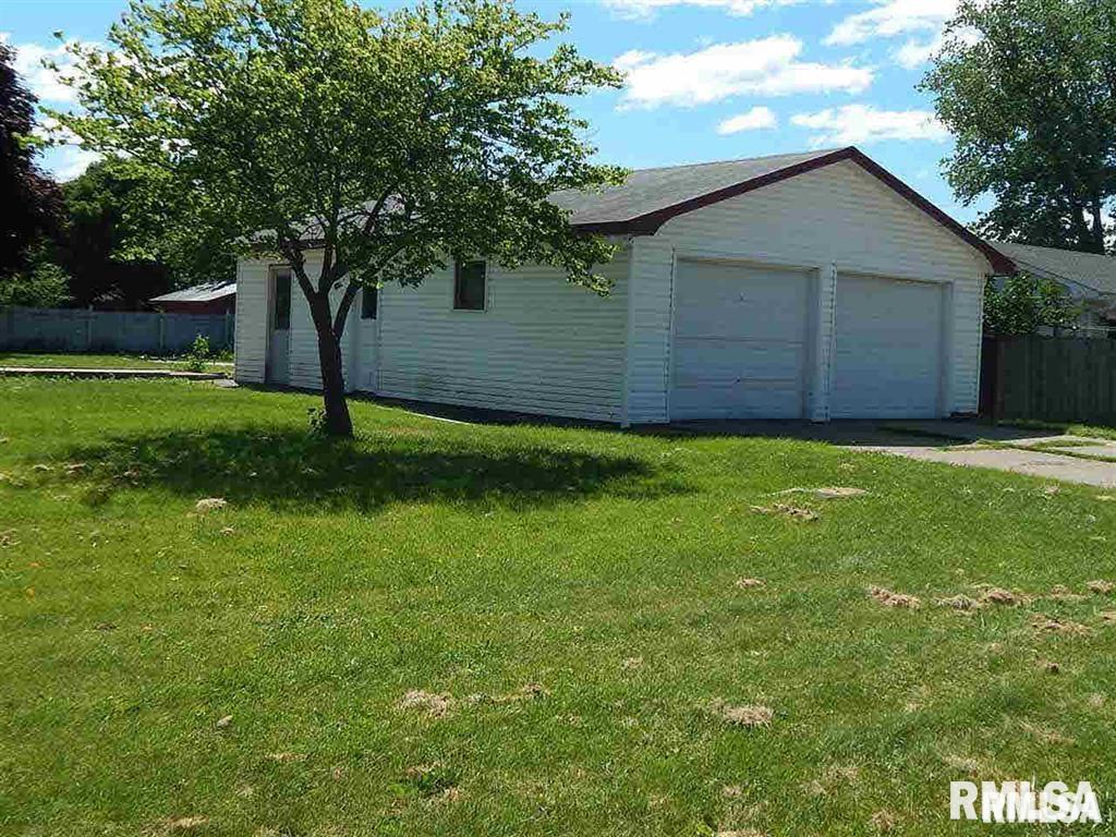 912 Southwest 4th Street Aledo, IL 61231 - Photo 2 of 8 Gallery Image 2