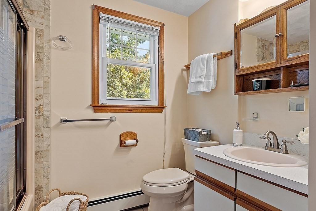 18 Cedarwood Road Billerica, MA 01821 - Photo 27 of 42 Gallery Image 27